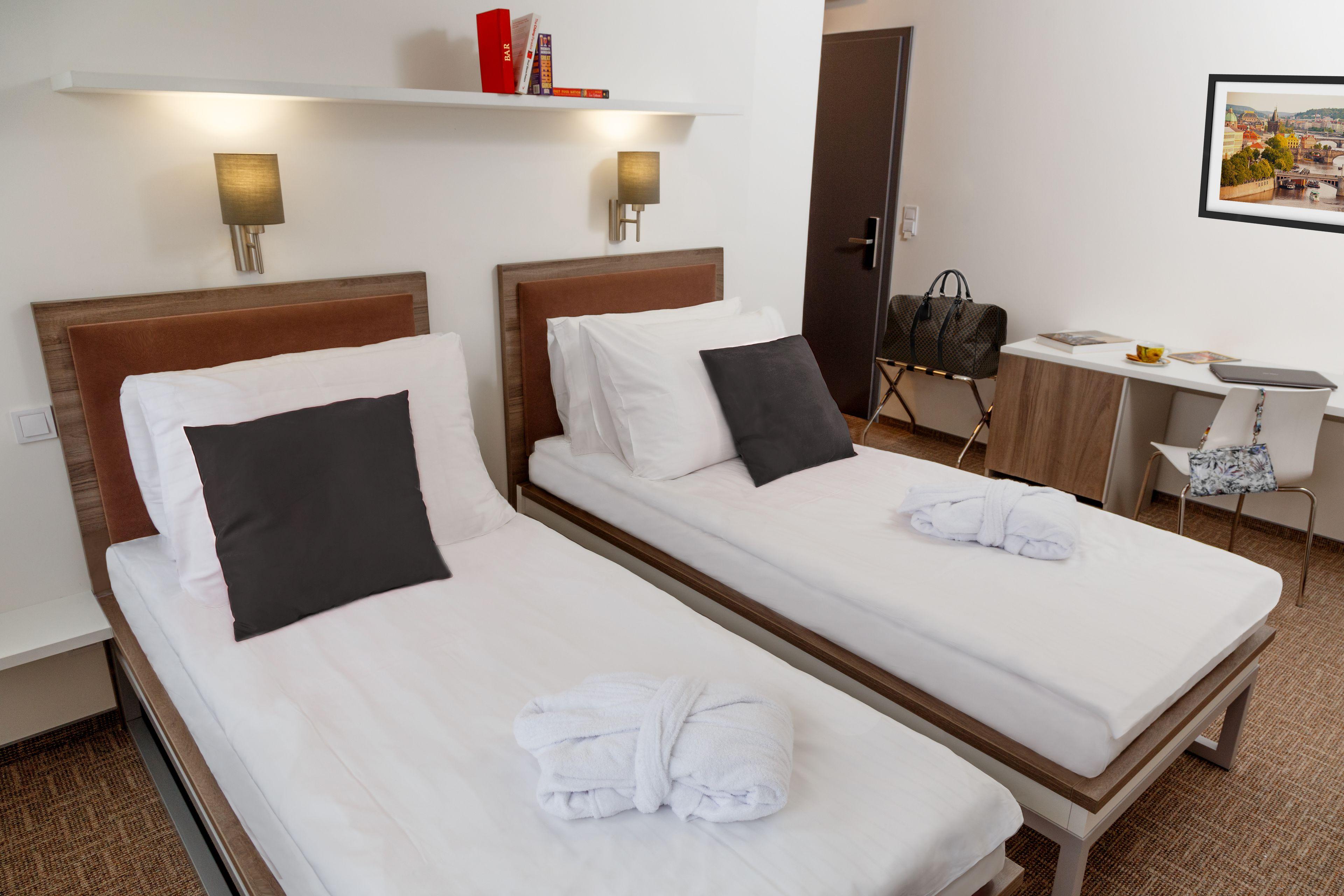 Sky Hotel Prague — Photos 2
